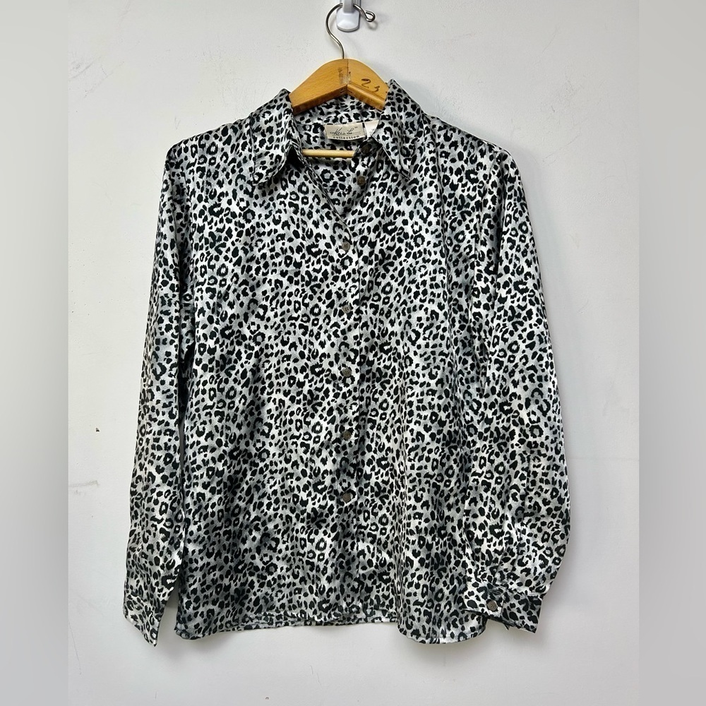 VTG‎ Y2K KATHIE LEE 12 COLLECTION ANIMAL PRINT BUTTON DOWN SATIN BLOUSE TOP Luxe